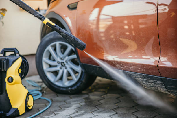 Best Commercial Building Pressure Washing  in Lemont, PA