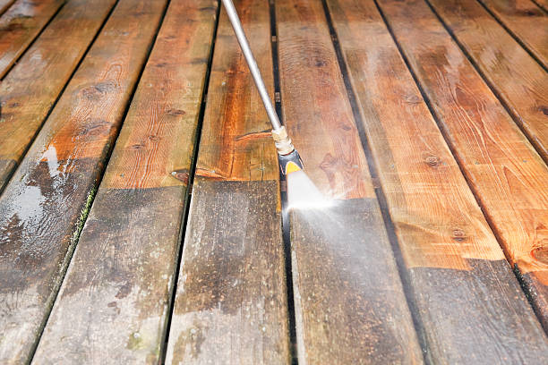 Best Commercial Pressure Washing  in Lemont, PA